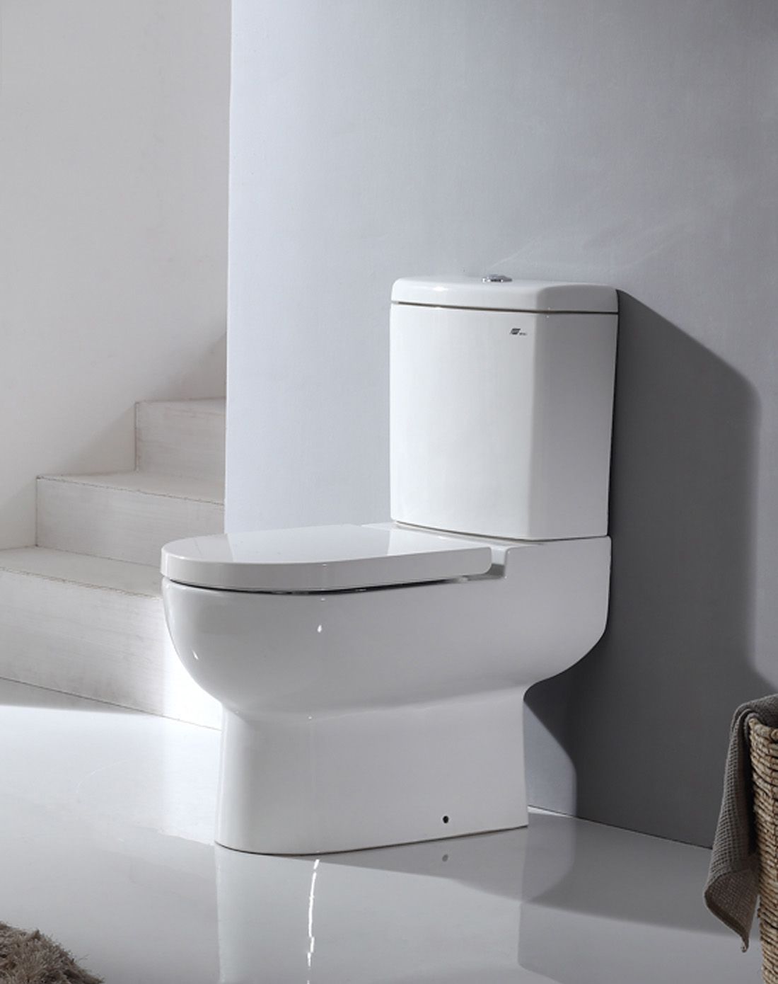 豪华直冲式墙排分体马桶h104