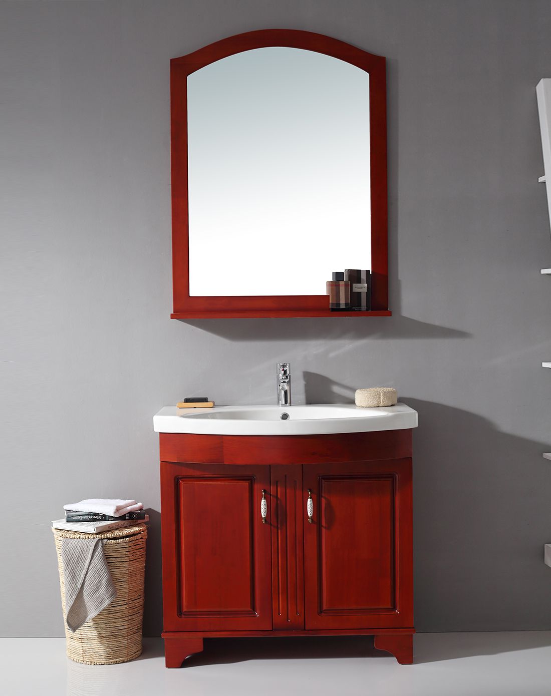 ying鹰卫浴 简欧落地橡木浴室柜 85cm