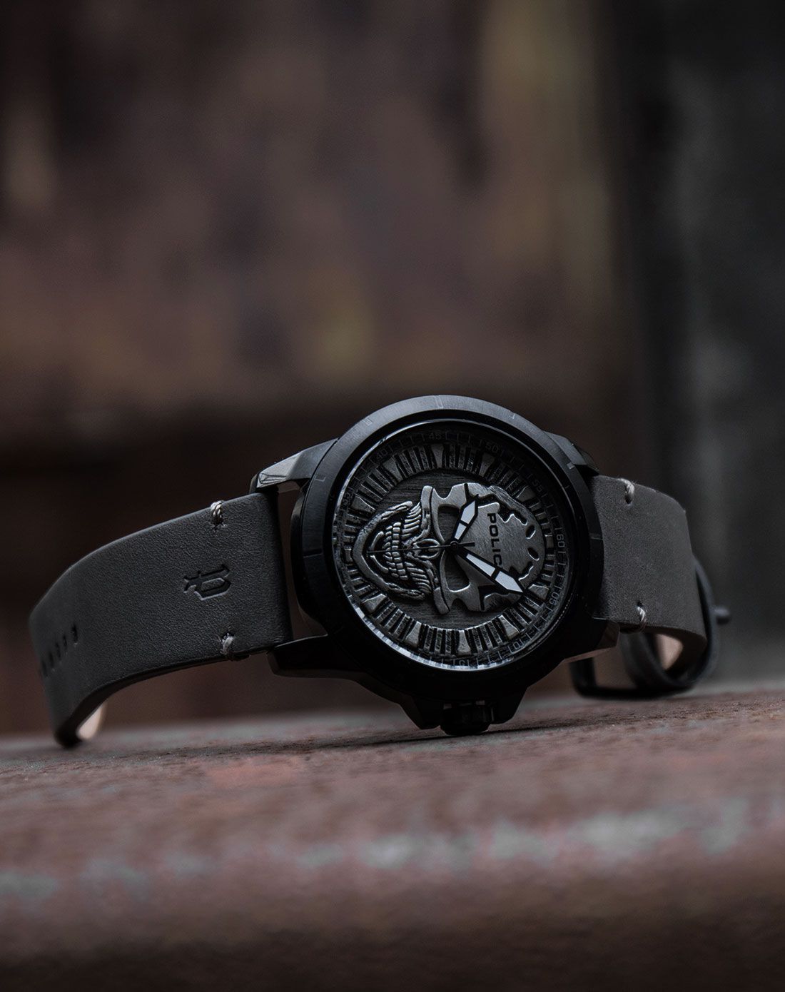 police手表专场 police 终结者系列骷髅头石英男表 商品编码:pl.