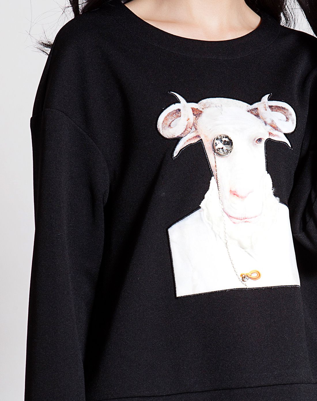 女士黑色羊博士图案蕾丝拼接针织衫