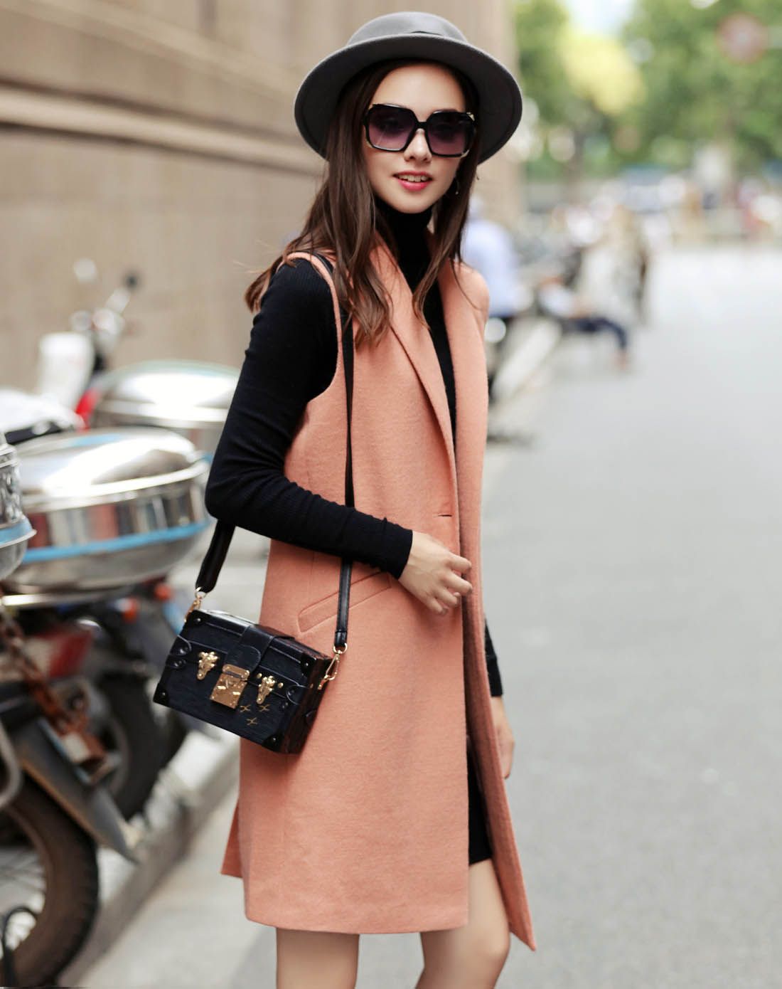 女驼粉色新款韩版简约一粒扣马夹