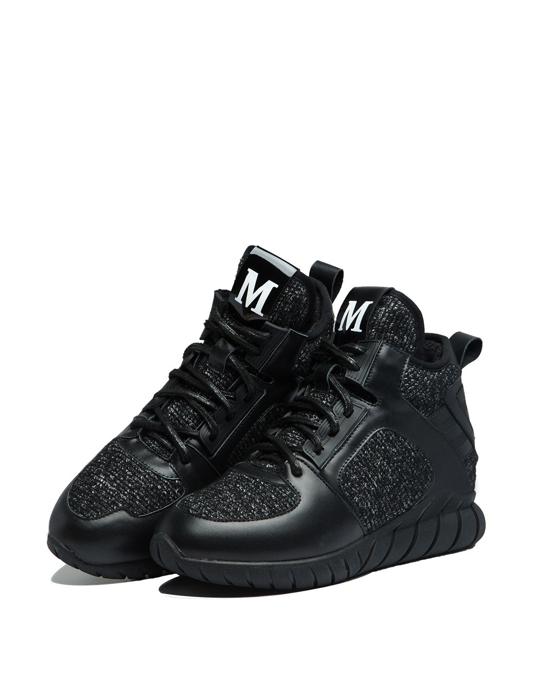 新款m字母系带内增高黑色绒里休闲鞋