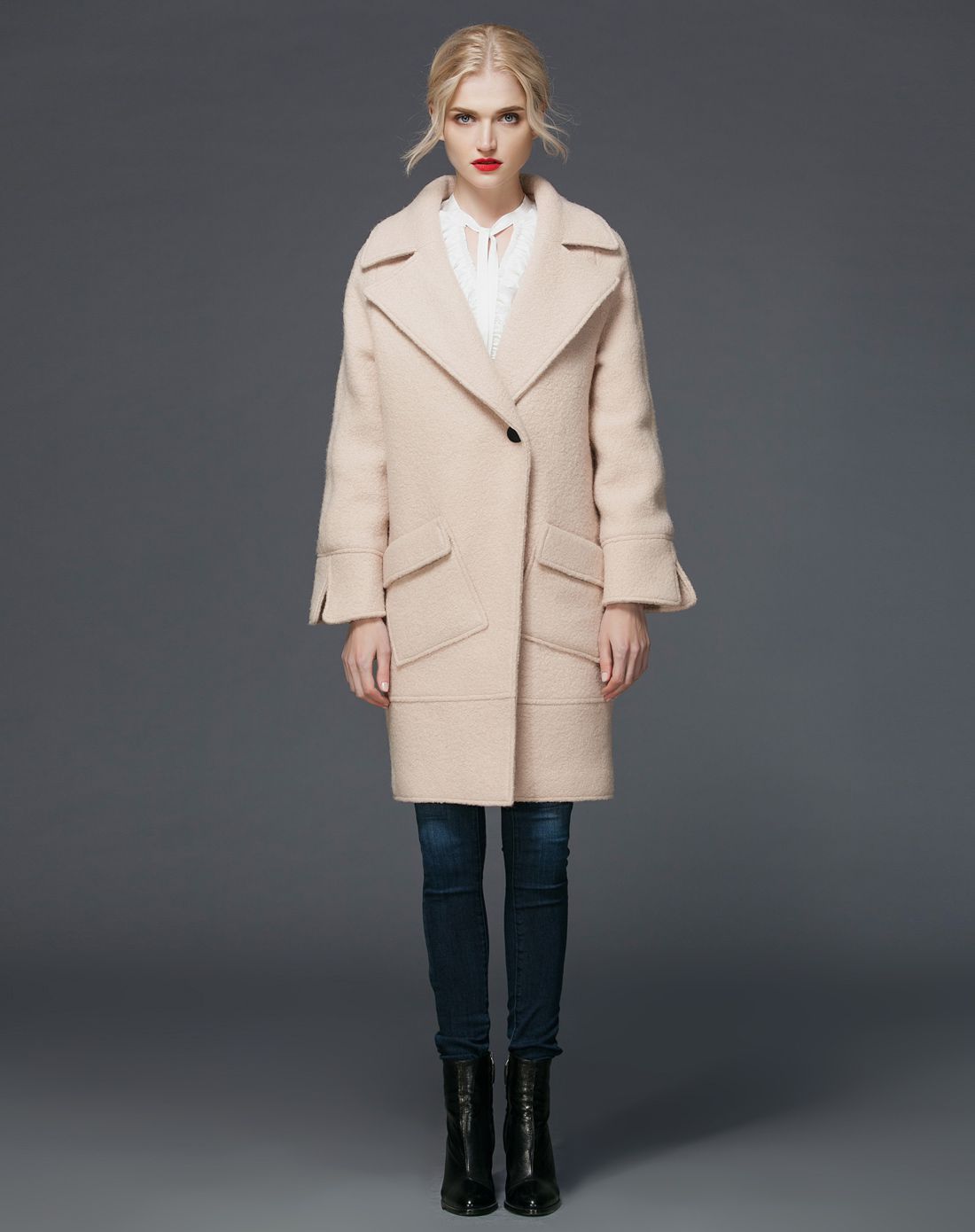 欧风气质大兜翻领中长款毛呢大衣