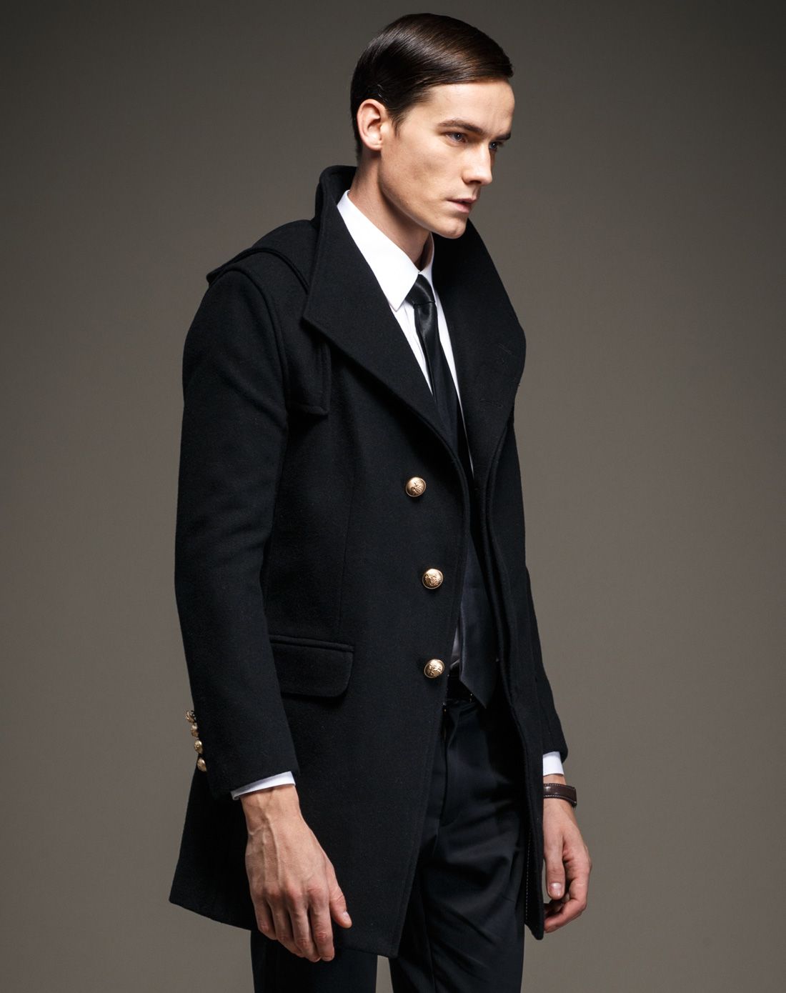男士黑色羊毛呢大衣