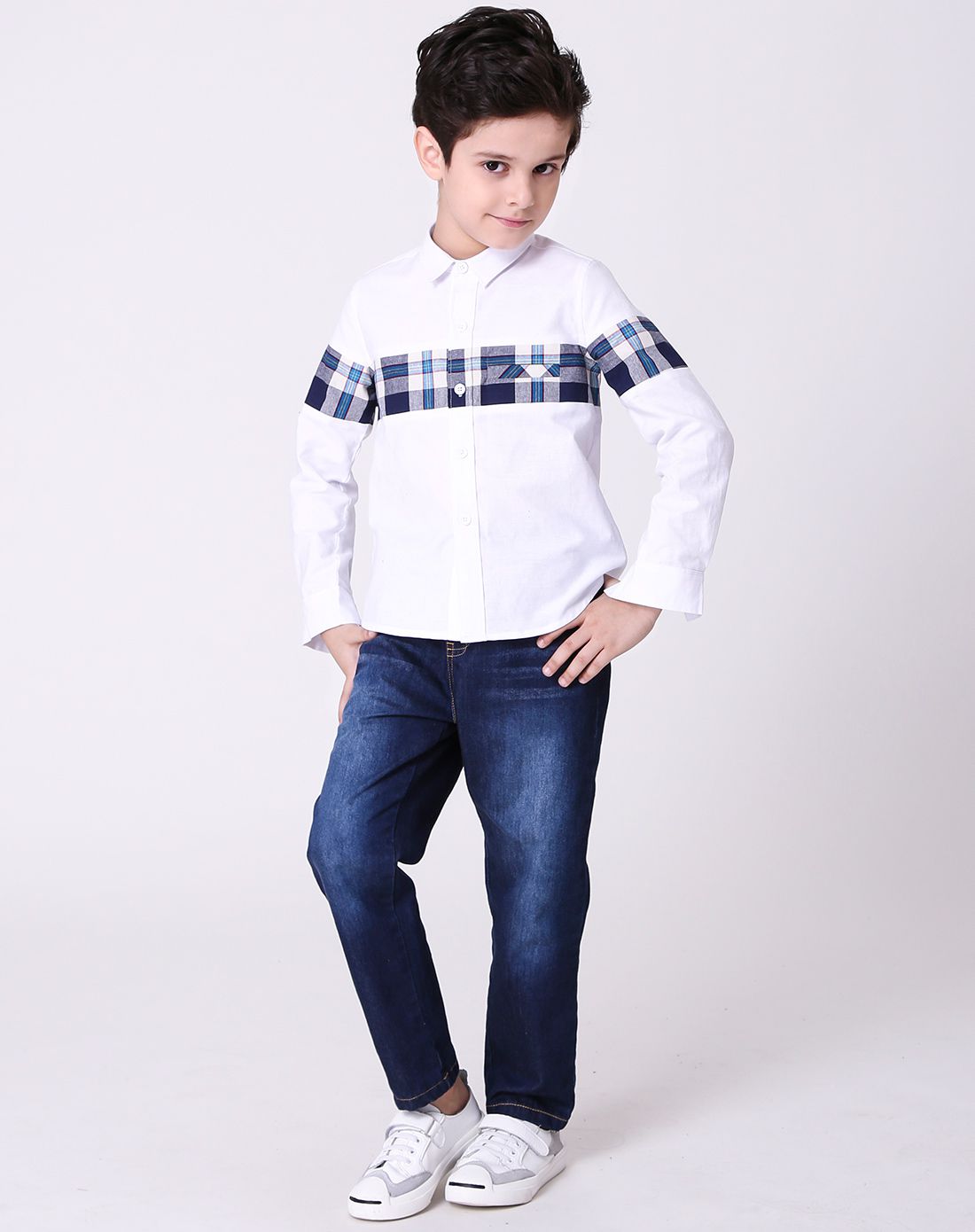 男童白色清爽格纹拼接衬衫