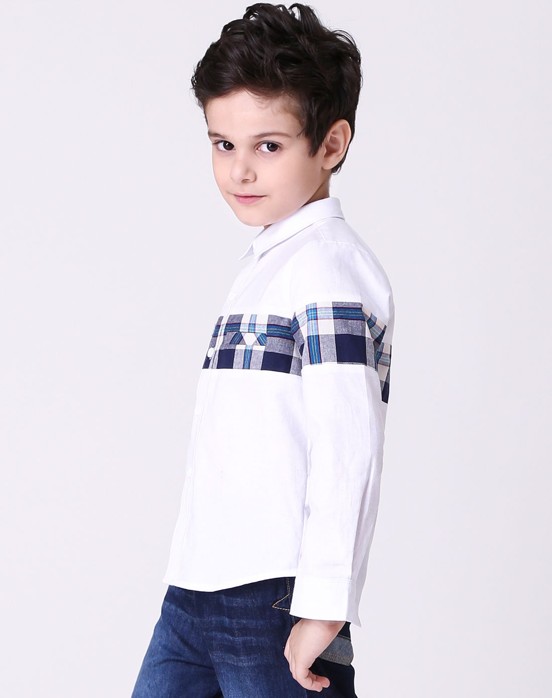 男童白色清爽格纹拼接衬衫