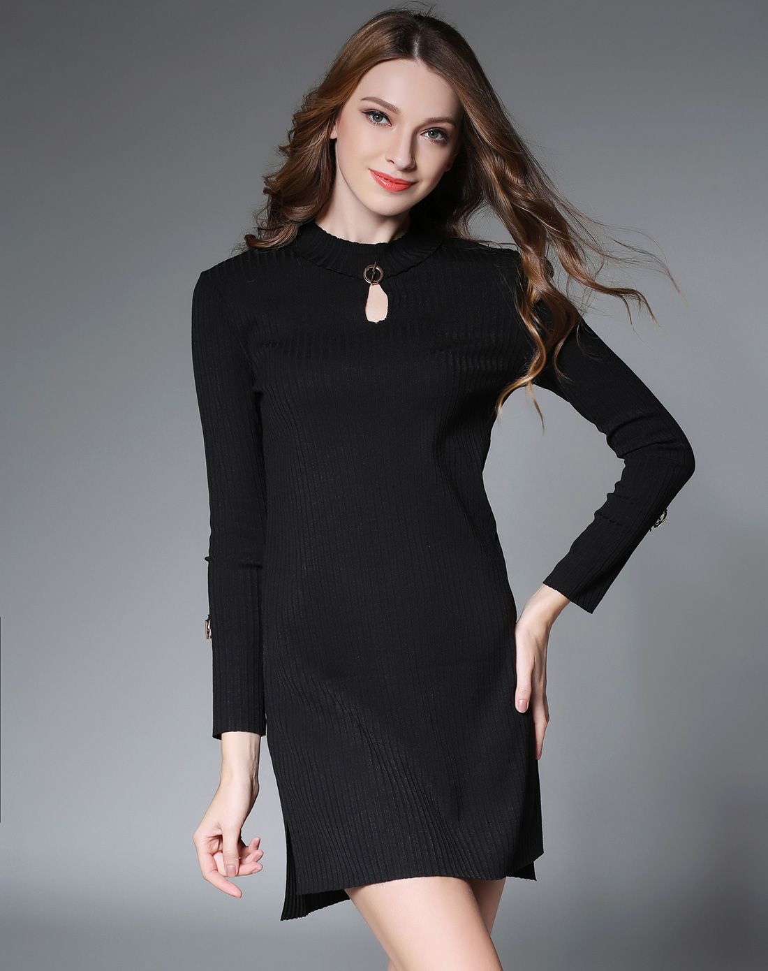 女款黑色时尚纯色中长款连衣裙酒红