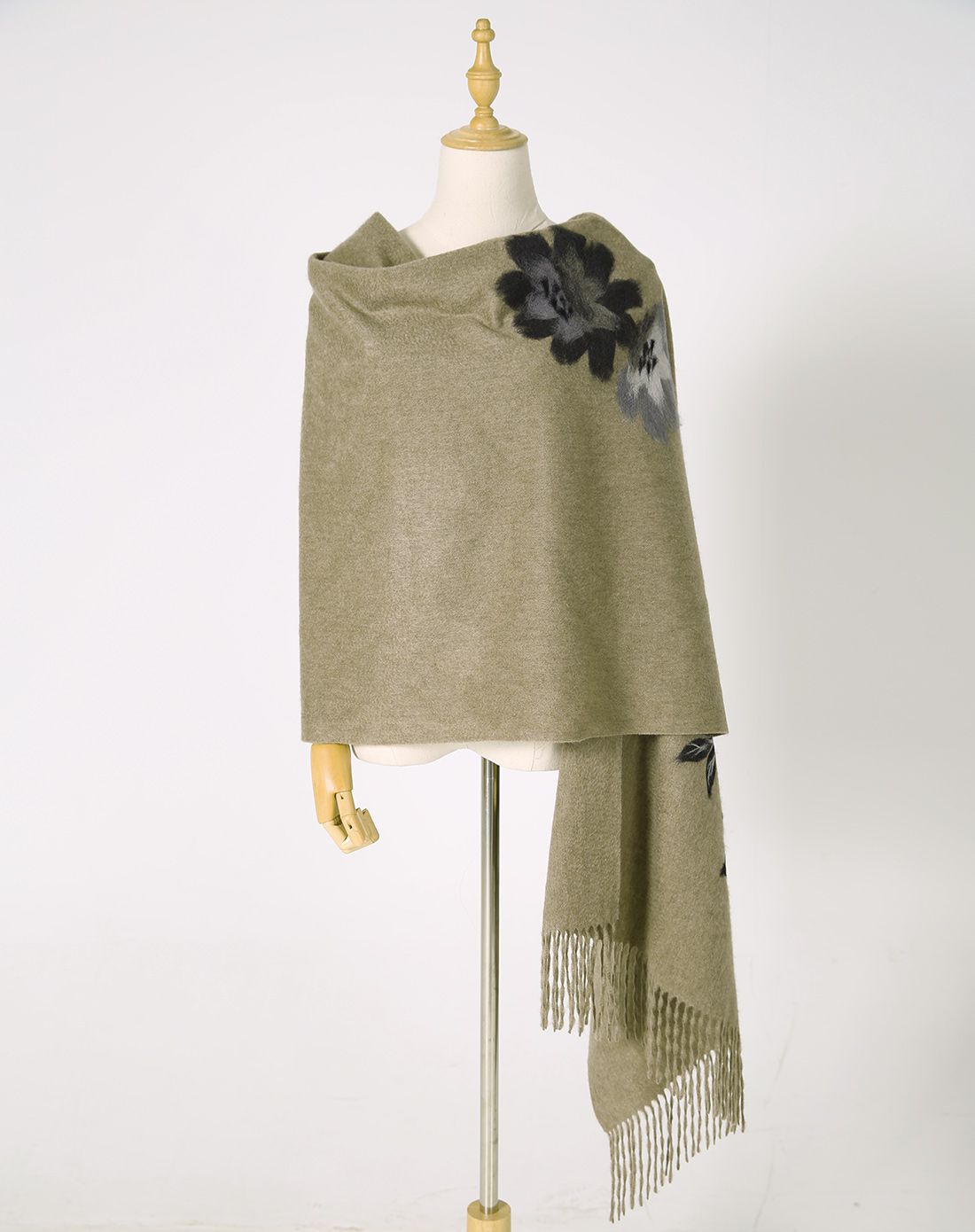 米皇 羊绒植绒绣花披肩