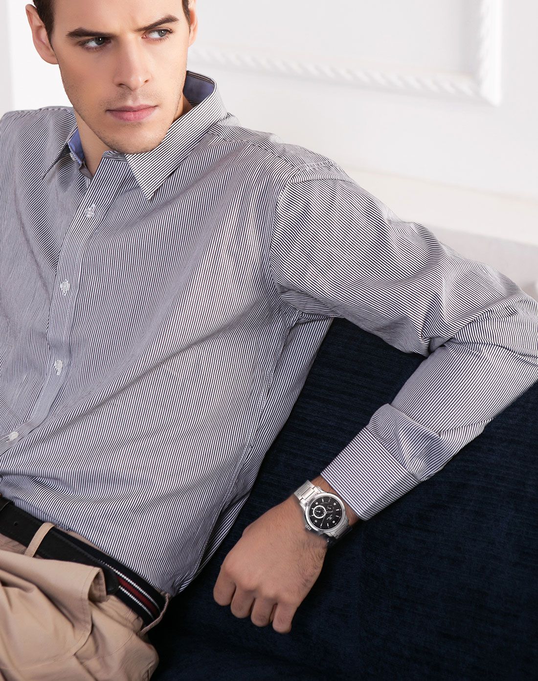 天王【商场同款】经典沉稳大气机械男表