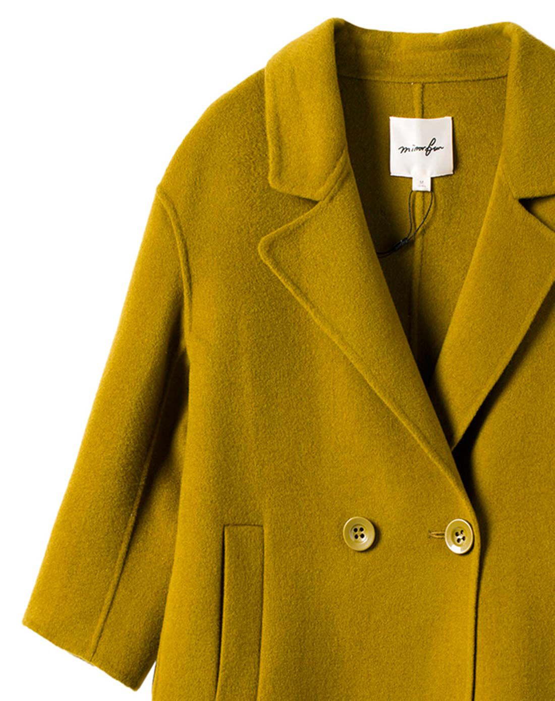 浅橄榄绿西装领七分落肩袖双面呢羊毛大衣