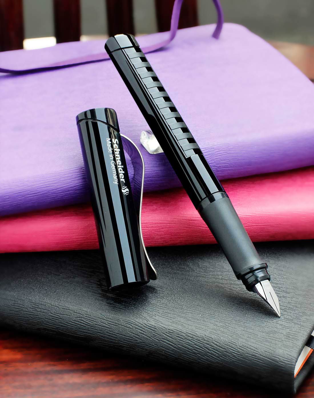 德国施耐德经典黑色钢笔礼盒装黑色