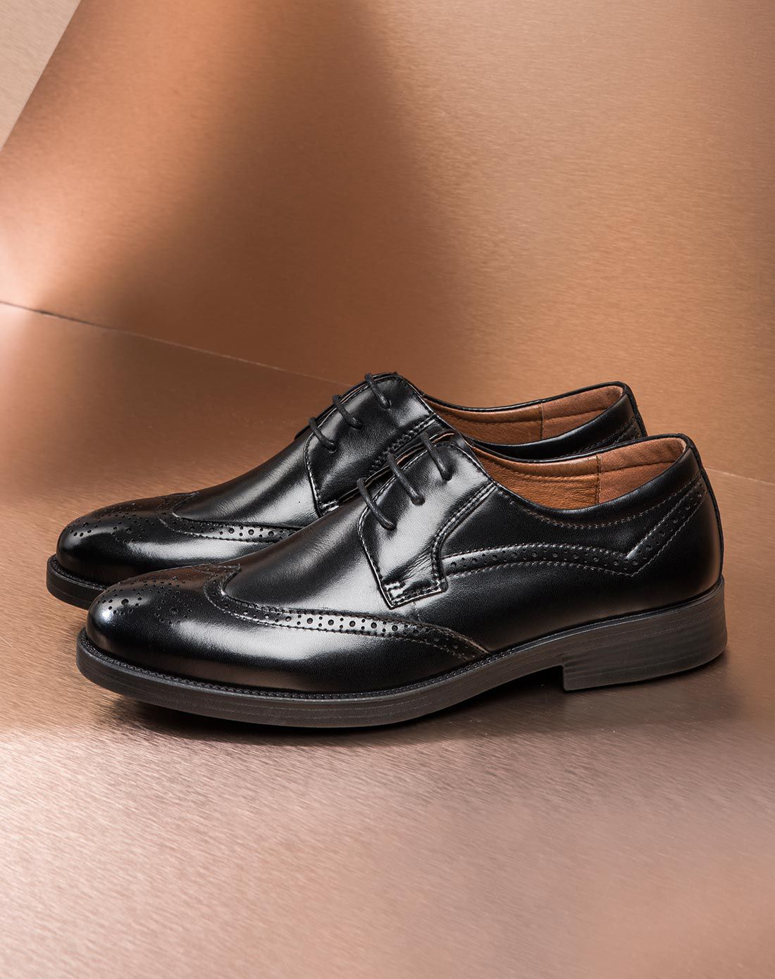 2016新款棕色牛皮布洛克英伦风正装皮鞋