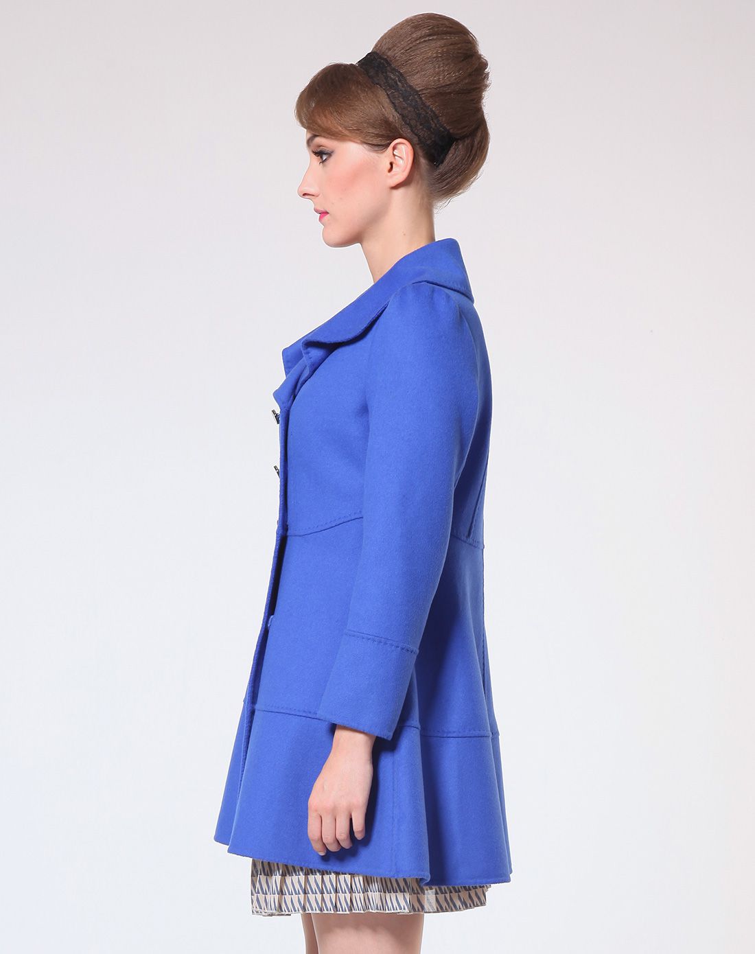 女款天蓝色长袖毛呢大衣