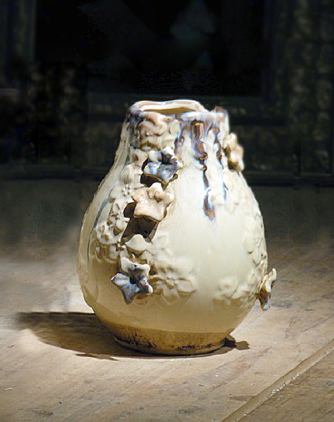 朵兰舍-陶瓷浮雕手工花瓶摆件-不含花