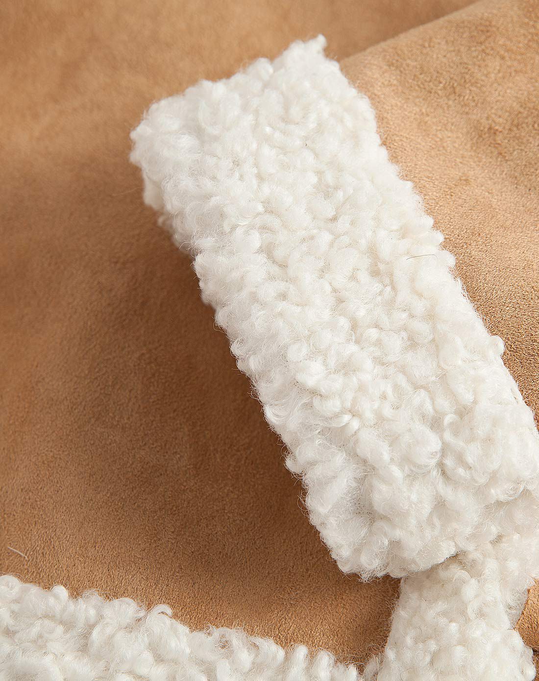 咖啡色磨砂绒流行大衣