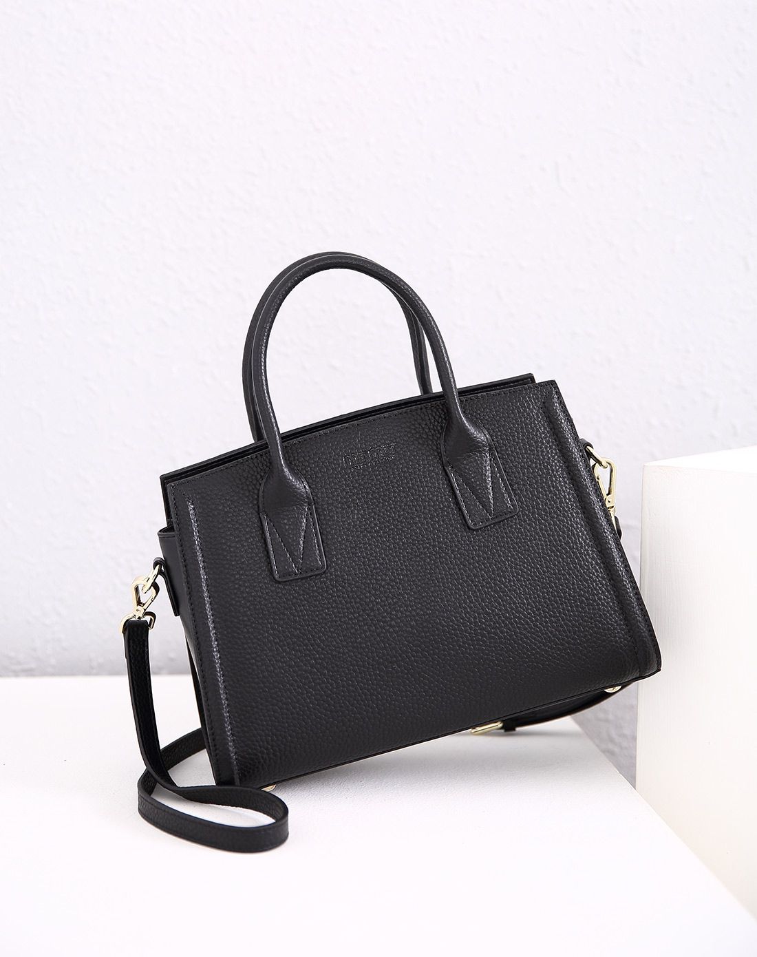 女款酒红色牛皮时尚百搭手提包