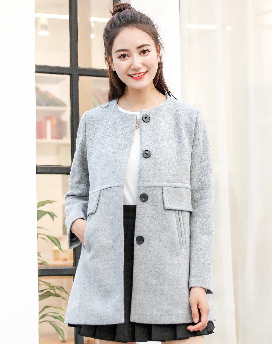 女款圆领毛呢外套