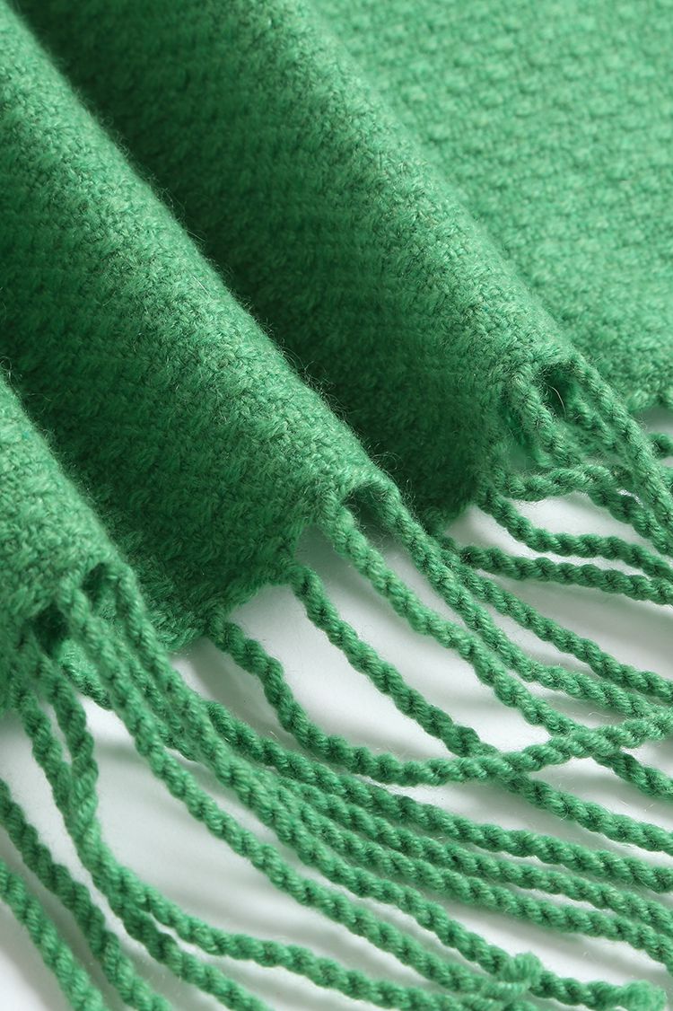 中绿色流苏纯羊绒暖冬围巾