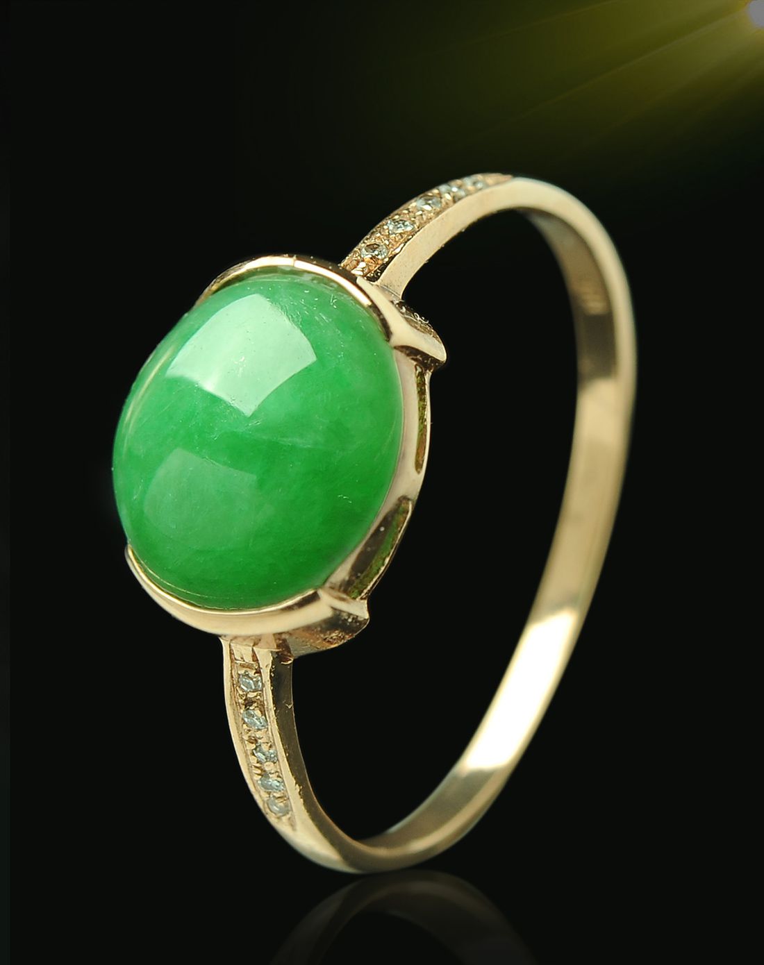 荔尚18k金镶嵌a货满绿椭圆形翡翠戒指附证书