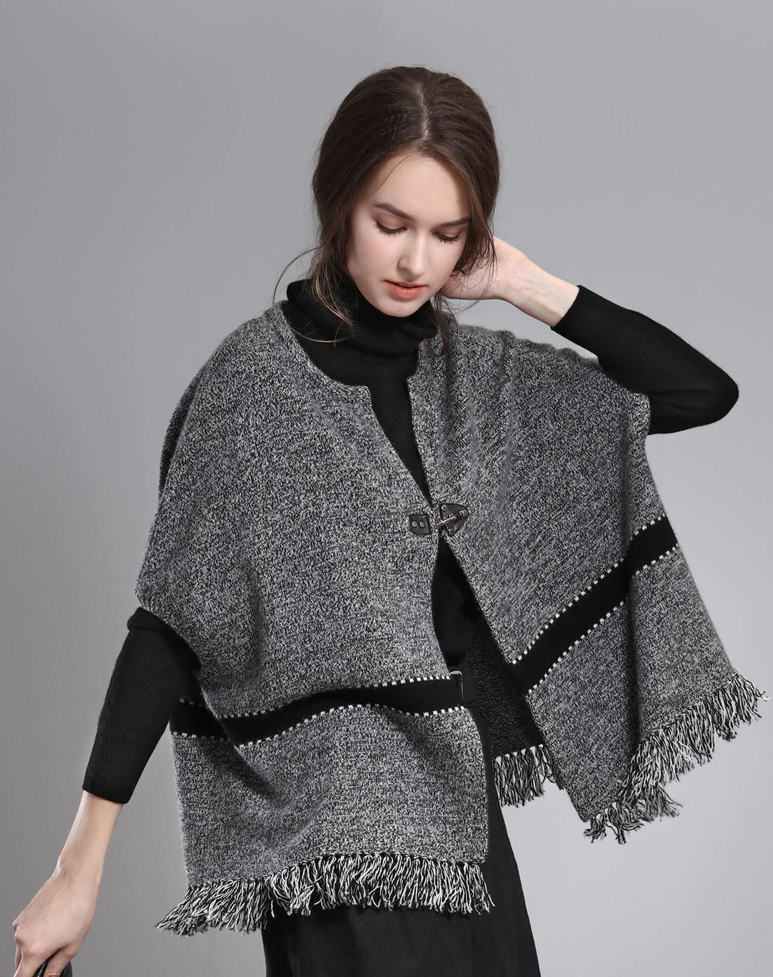 女纯山羊绒流苏加厚外套披肩斗篷