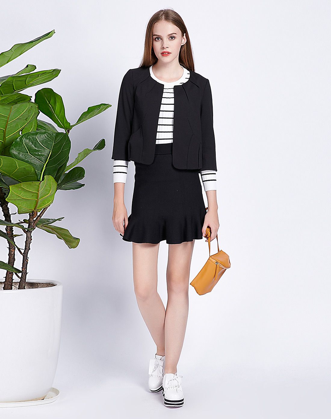 tt.color圆领弧线分割短外套杏色t6j35801_唯品会