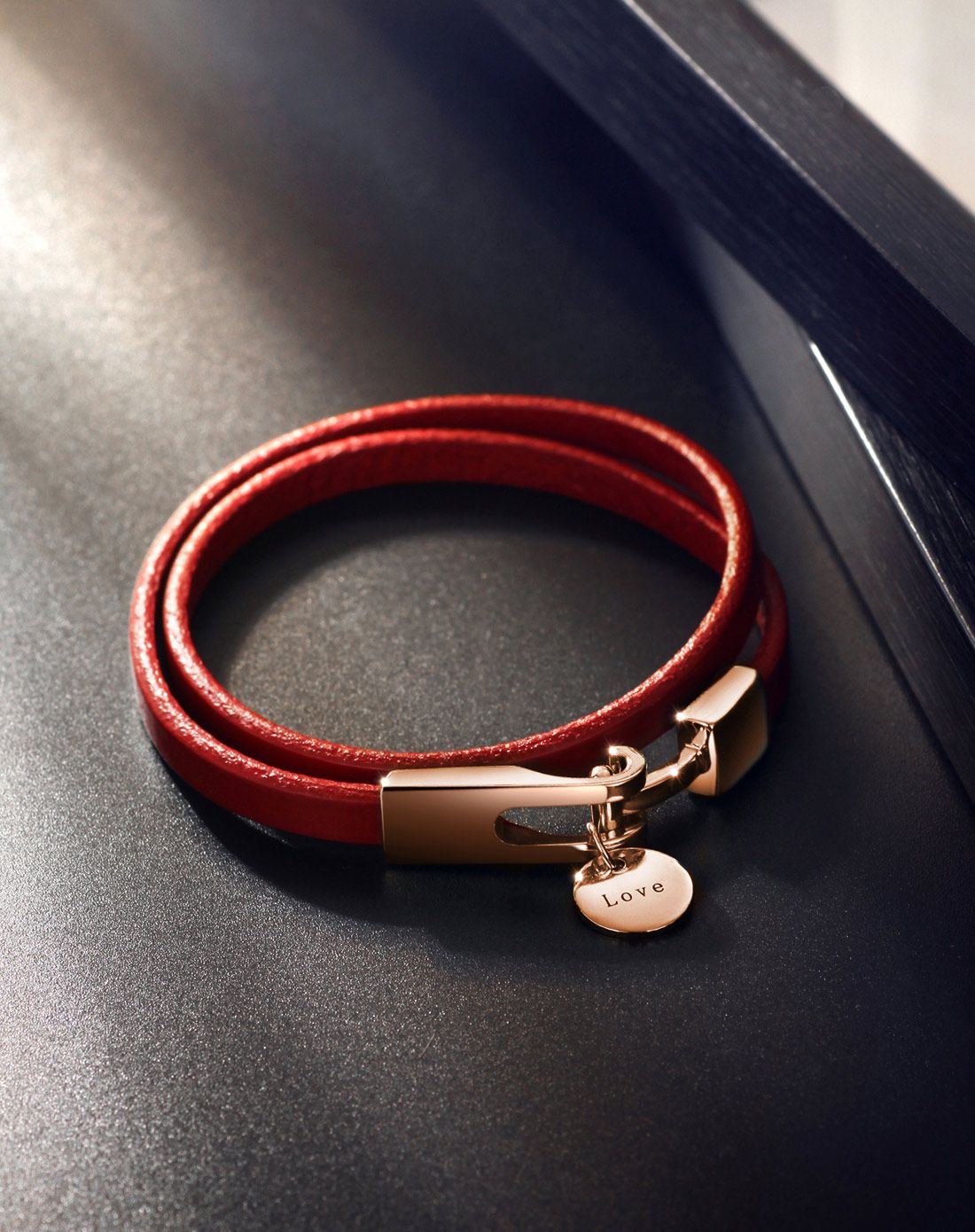 时尚欧美范红色皮质双层手链