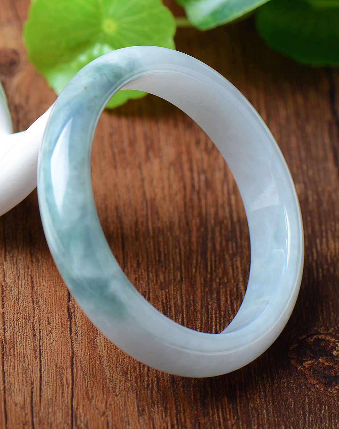 filial&love 豆种飘花有瑕疵正圈翡翠手镯a货附证书