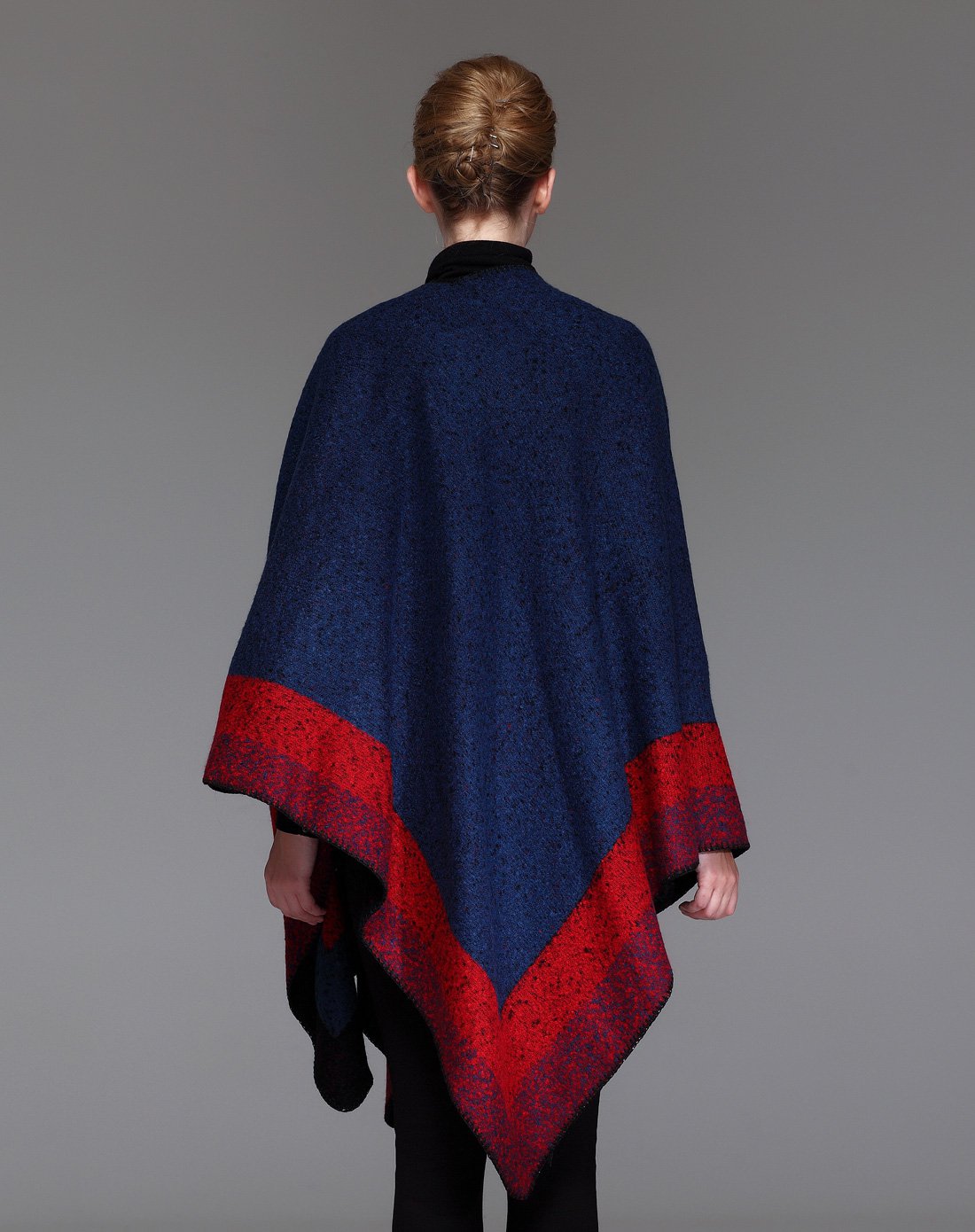 欧美斗篷式加厚两用围巾披肩法国蓝