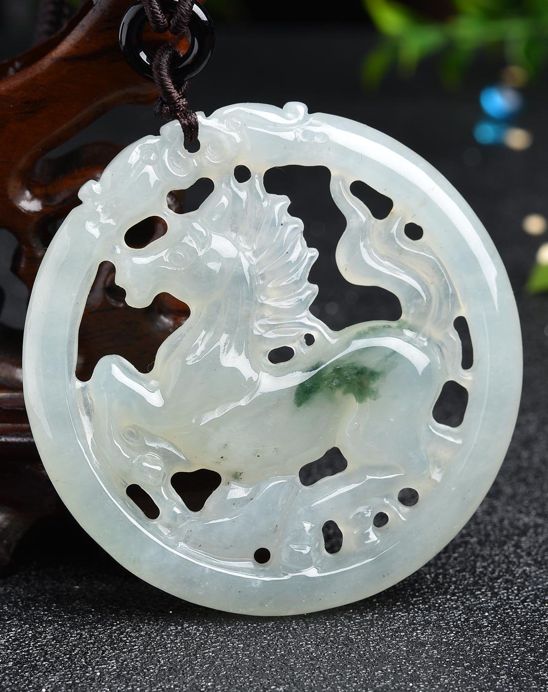 荔尚 镂空雕刻a货冰糯种生肖马翡翠挂件附证书