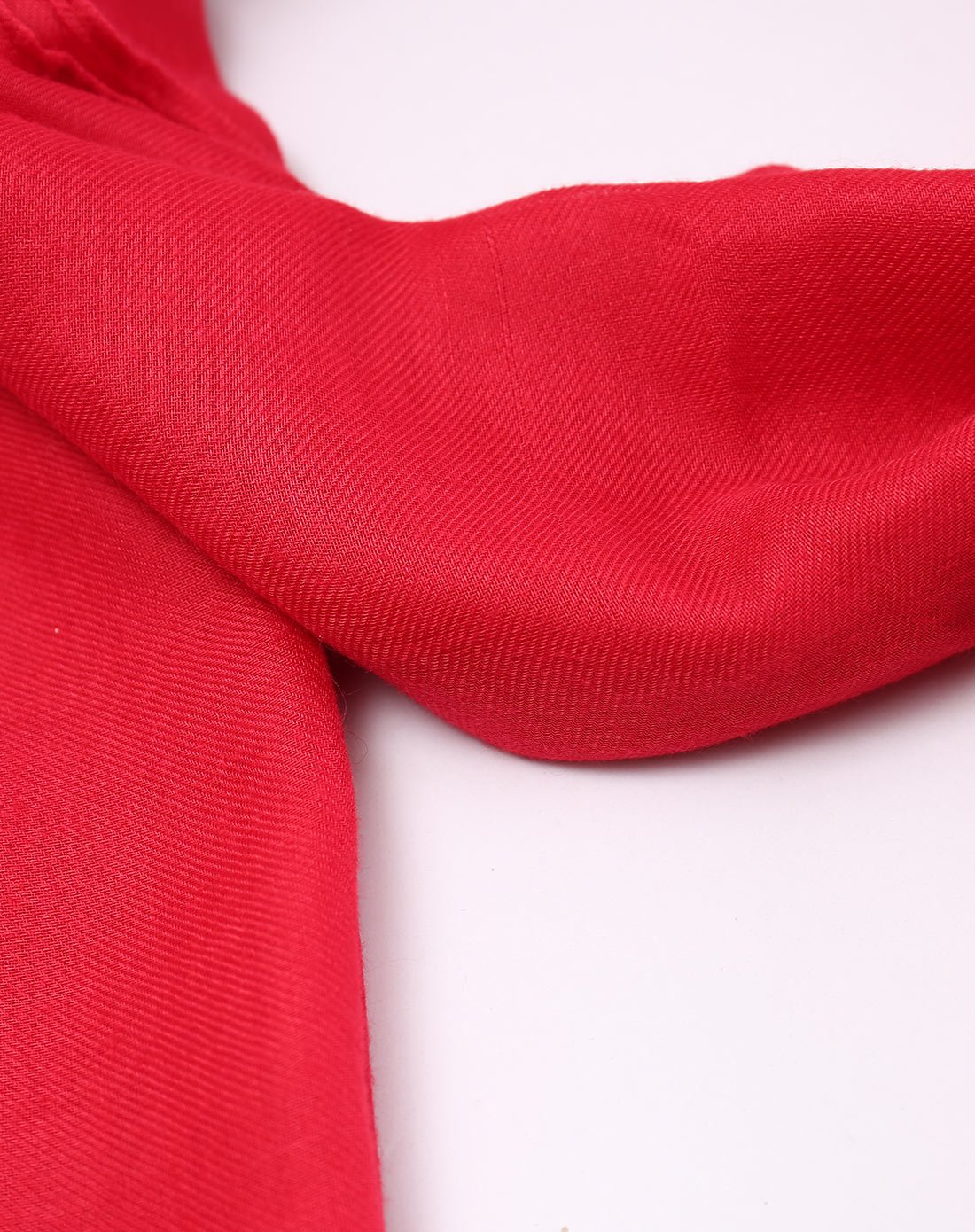 米白色超薄戒指绒围巾殷红色