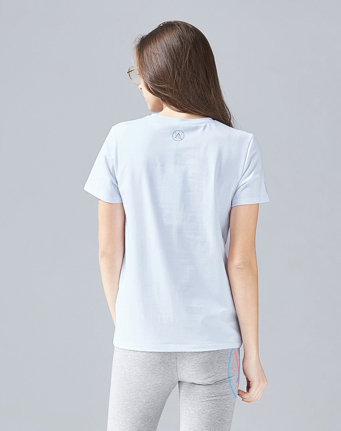 t恤女式圆领简约短袖t恤白色