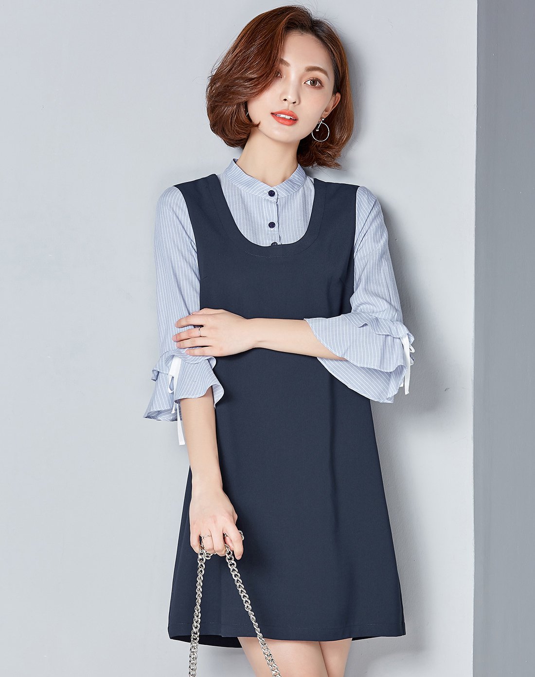 小立领拼接假两件连衣裙黑色