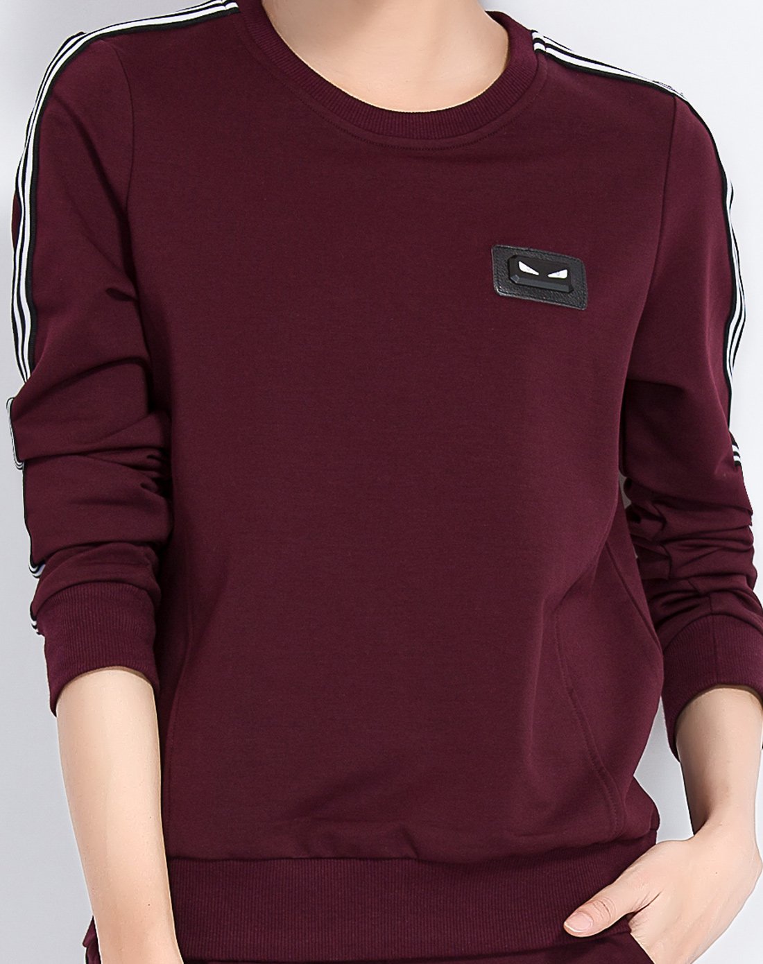 女款圆领简约套头休闲时尚运动套装酒红