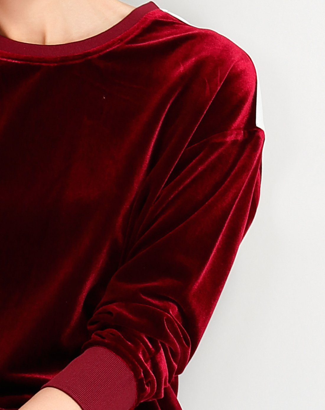 自由呼吸女装专场 百搭简洁金丝绒套装酒红 商品编码