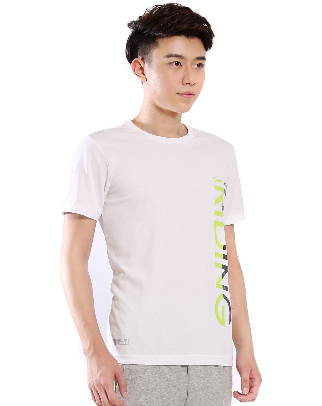 简单时尚 男款t恤 圆领短袖