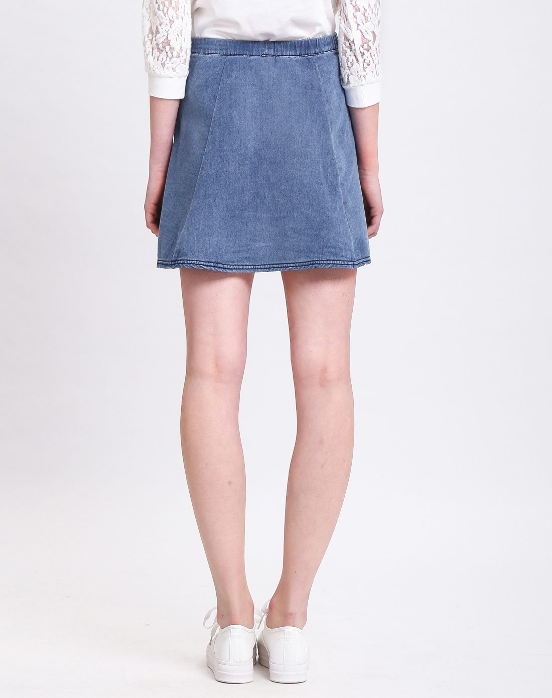 橡筋裤头牛仔喇叭裙