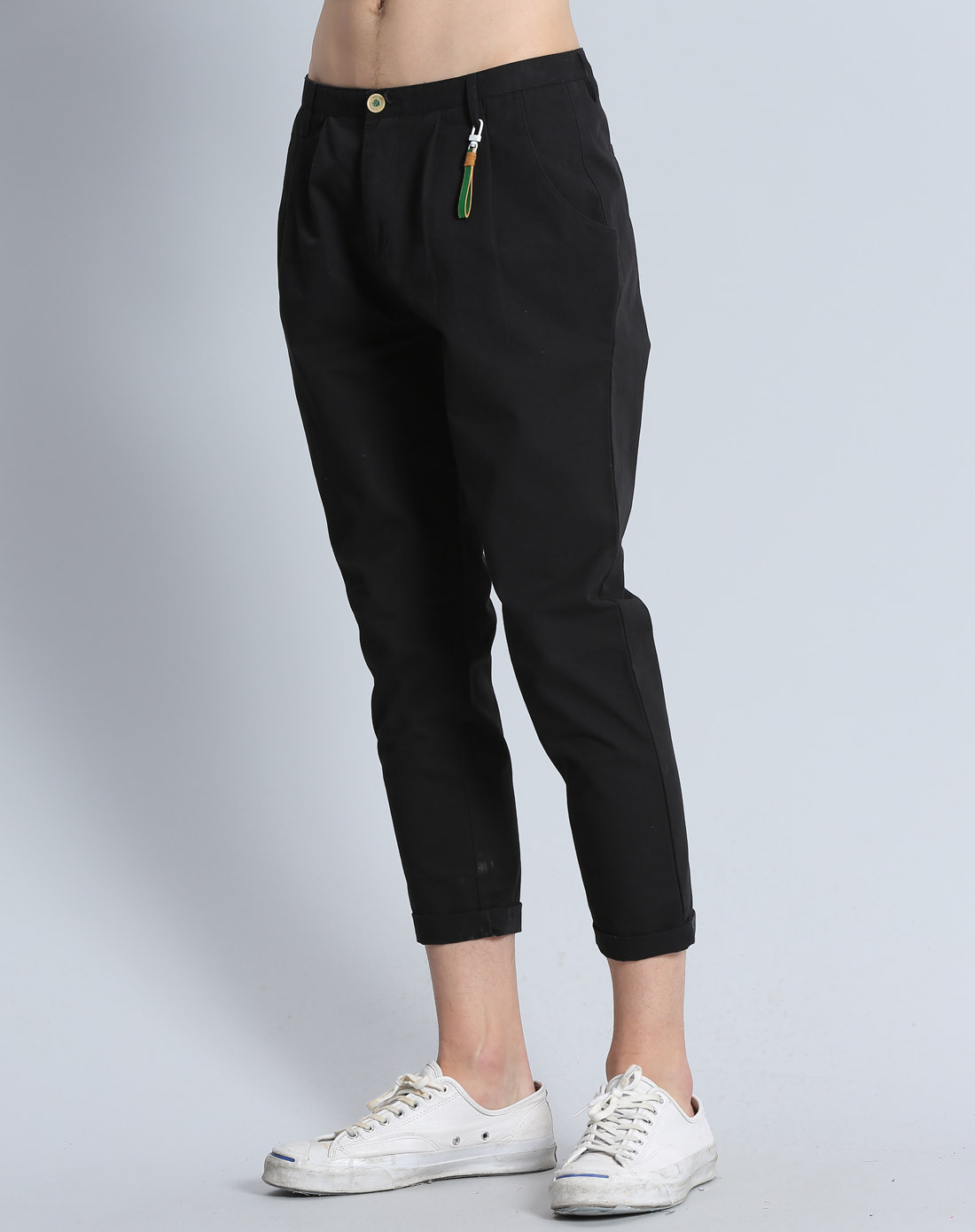 男装吊当萝卜裤黑色