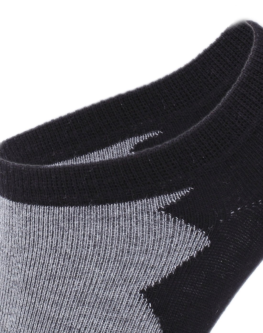 男时尚运动隐形吸汗船袜黑色