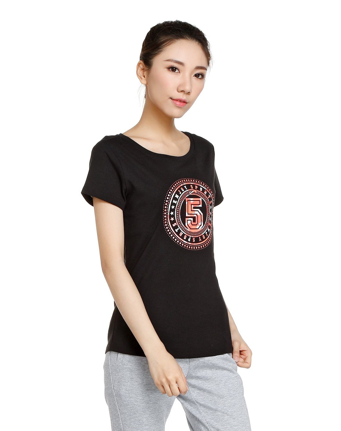 贵人鸟男女鞋服专场时尚印花 女款圆领短t 优雅舒适黑色017b044-4