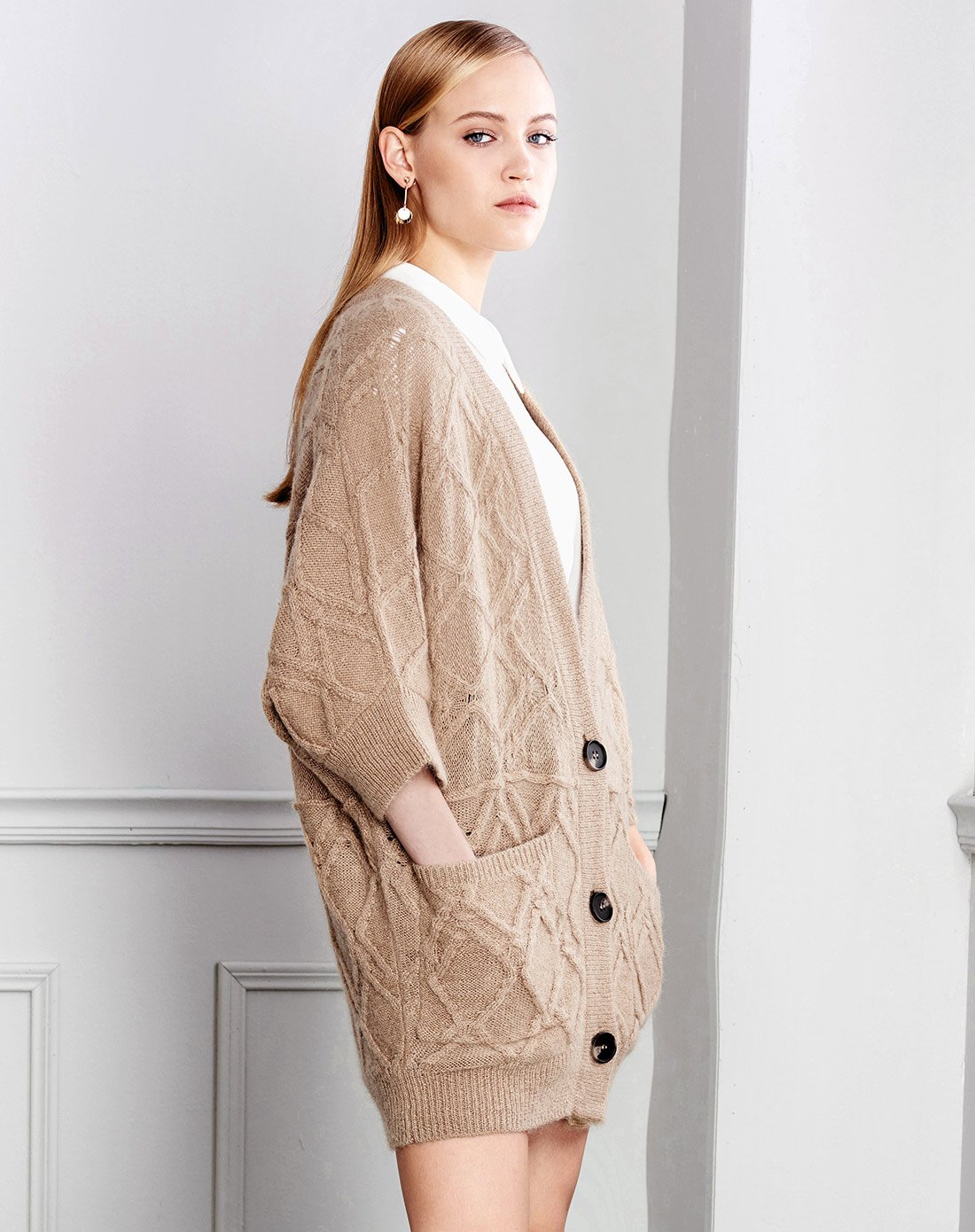 宽松针织开衫驼色