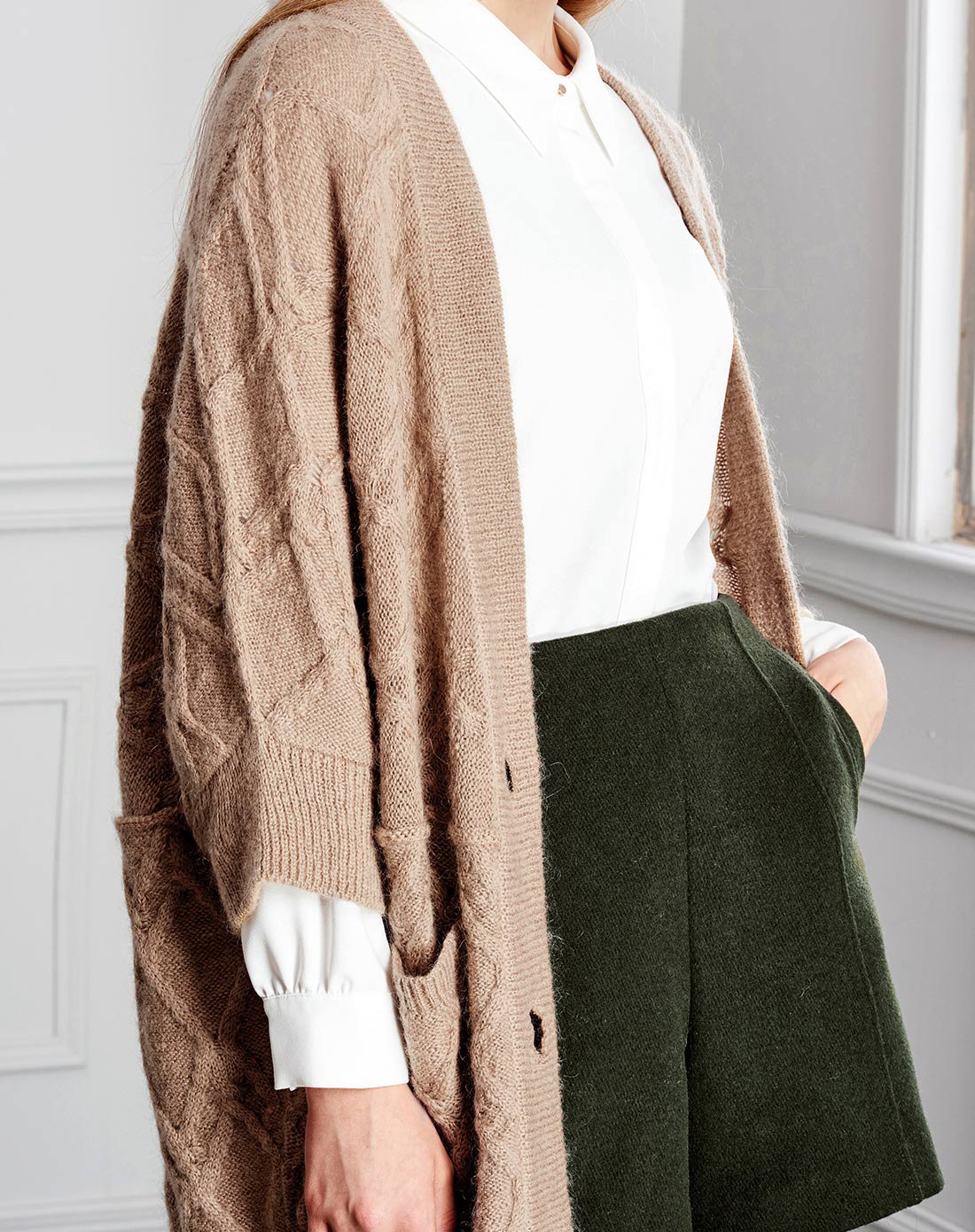 宽松针织开衫驼色