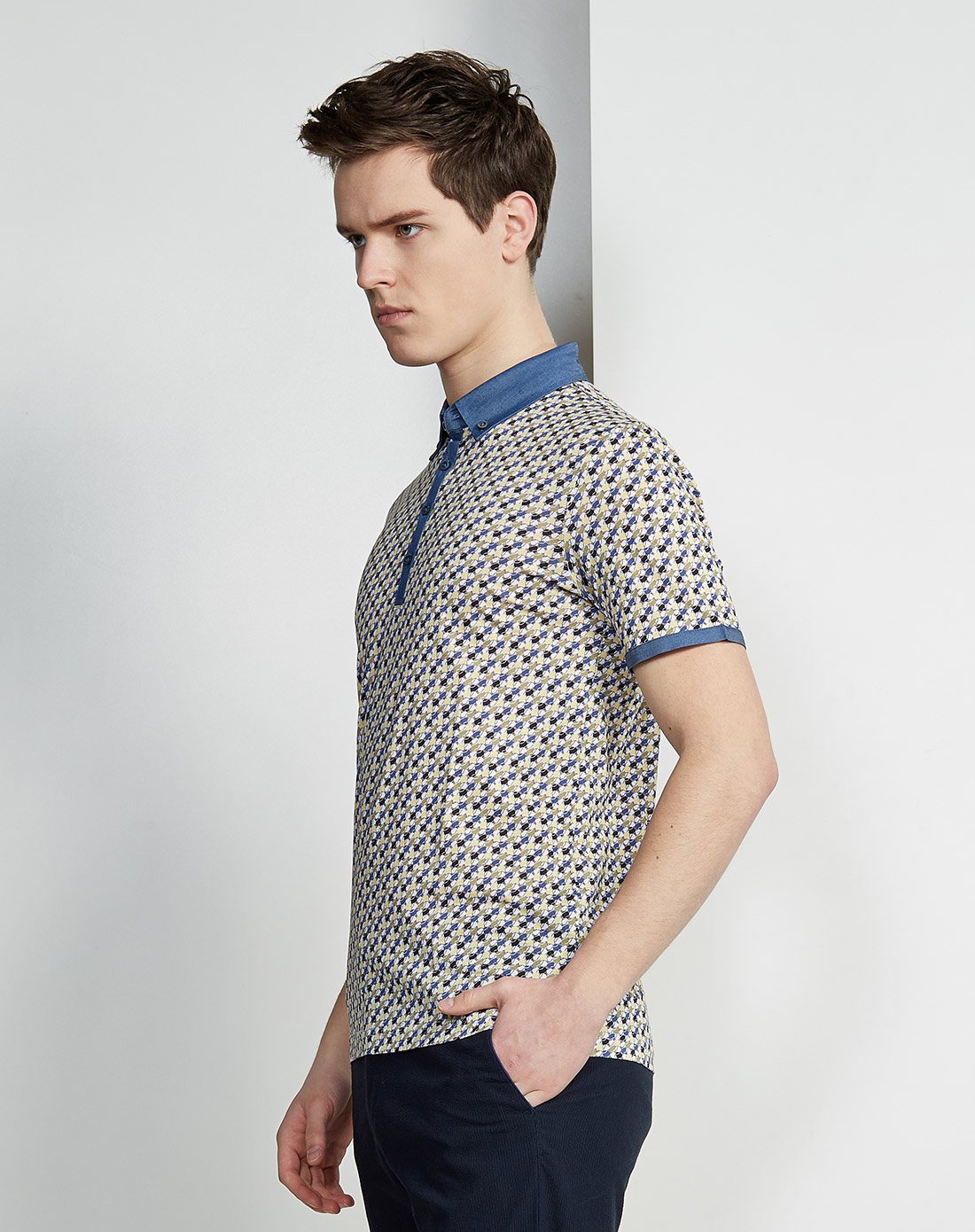 方领休闲短袖t恤