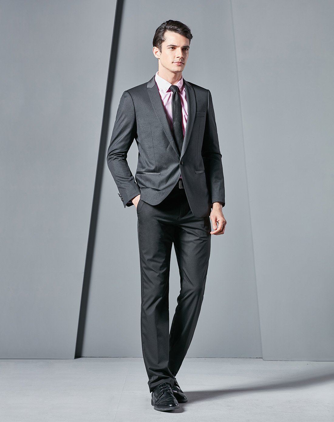 2018秋季男款时尚精英一粒扣西方套装上衣西服西装男士西服