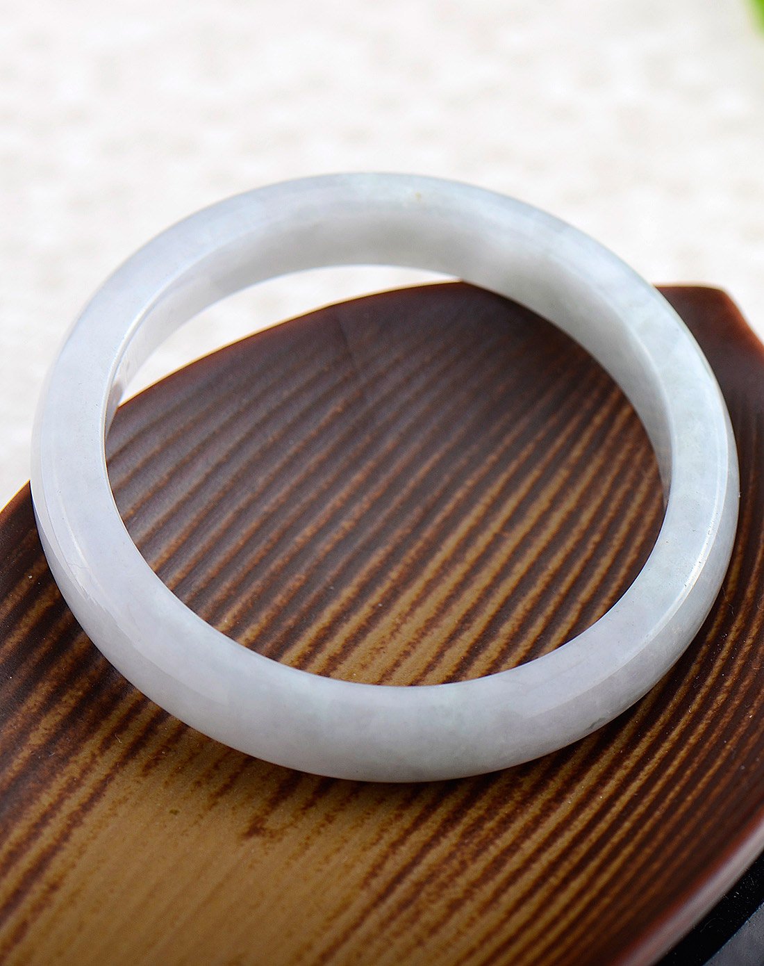 冰种有石纹正圆翡翠手镯a货附证书如图