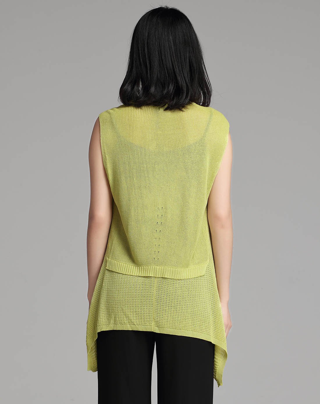 鸡心领针织背心