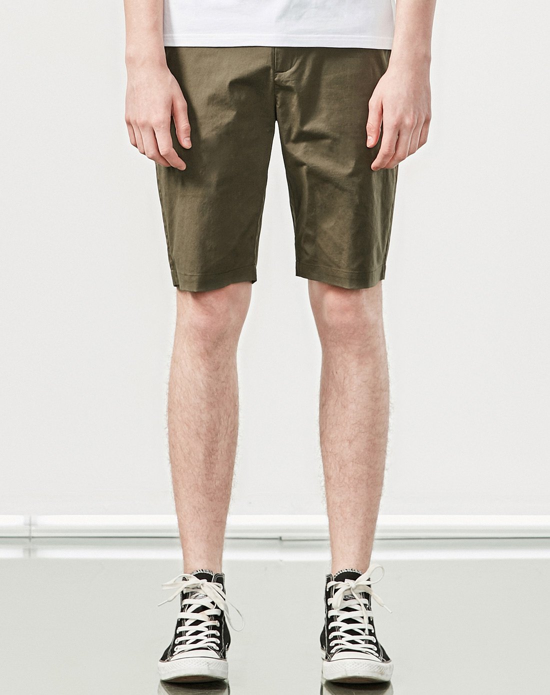 森马集团旗下 男款直筒百搭五分休闲短裤橄榄绿