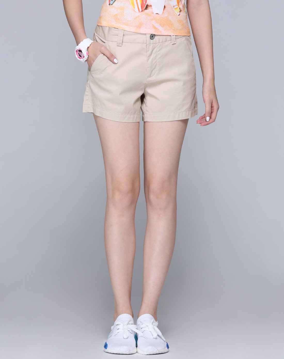 女装时尚冰凉简约短裤