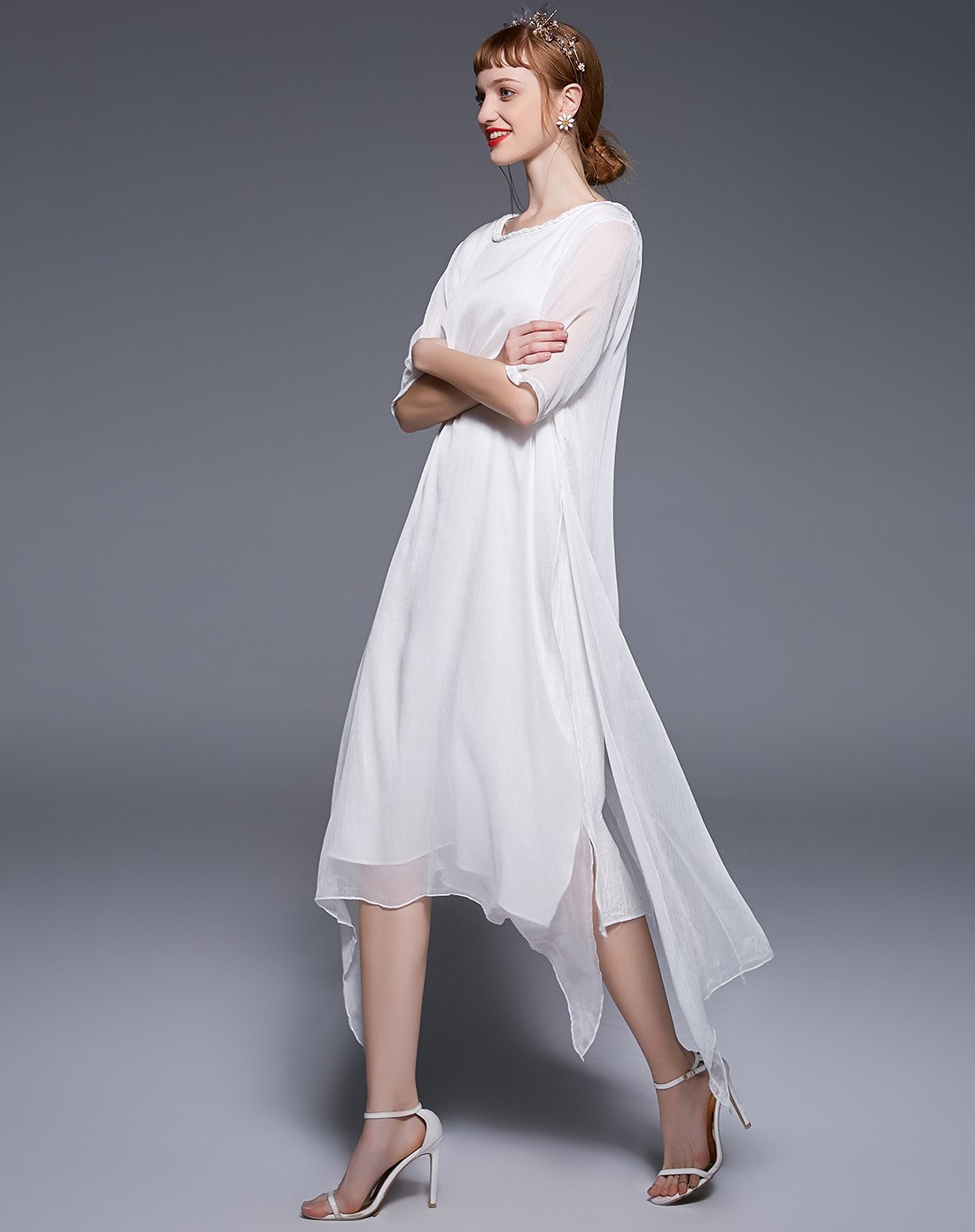 圆领不规则衣摆连衣裙