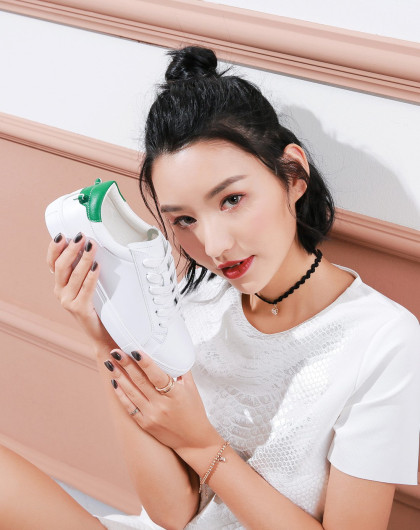 田莘honeygirl时尚2017潮流百搭系带圆头休闲小白鞋hg17