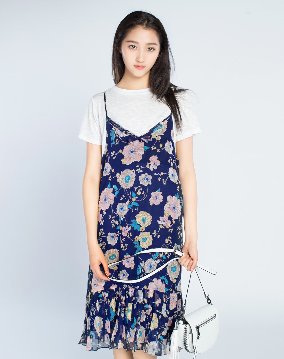 【关晓彤明星同款】碎花百褶吊带连衣裙花色